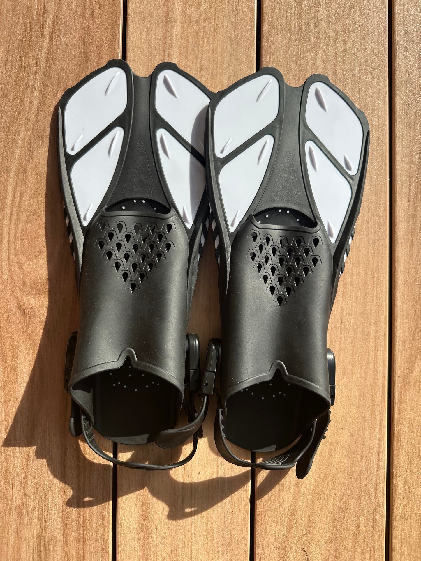 Clovelly Snorkel Fins - Black